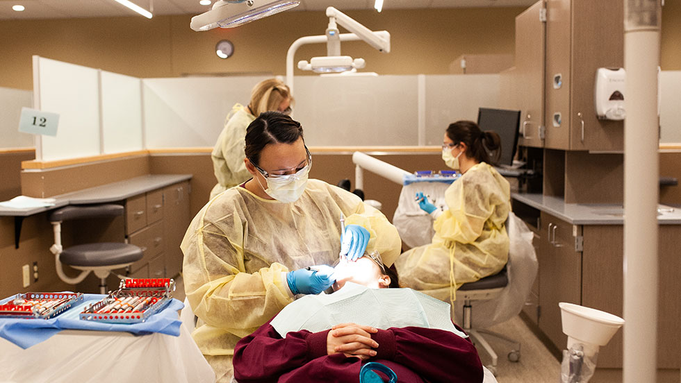 Dental Hygiene Program Offers Professionals a Chance to Earn Continuing Education Credits