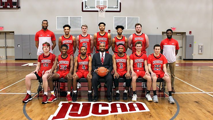 Montgomery County Community College men’s basketball team traveled to Rochester, Minnesota, to compete in the National Junior College Athletic Association (NJCAA) championship tournament March 10. Photo by Amanda Conlan