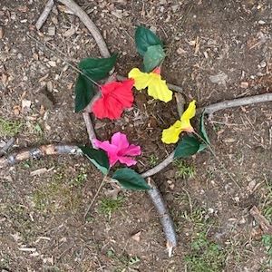 circle with flowers