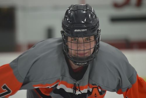 Hunter Ringwood playing hockey