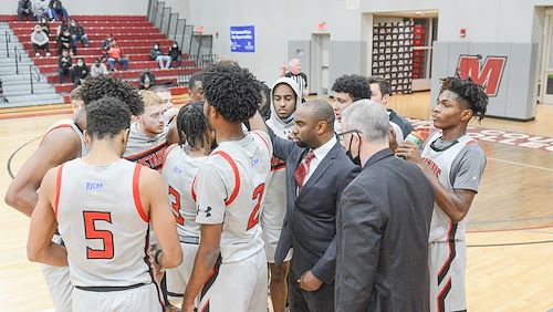 The Mustang Men's Basketball Team is ranked first in its division and is on an undefeated 13-game winning streak.