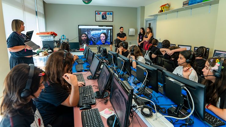 Montgomery County Community College’s Challenger Learning Center at Montco Pottstown hosted twenty-four middle school students from Turkey on a virtual, lunar mission. It marks the first international mission for the College. Photos courtesy of Adana Gundogdu College