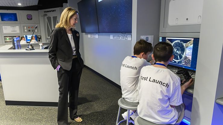 Congresswoman Dean observes students during mission