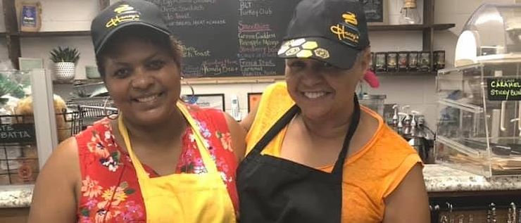 Melinda Hoagey (left) and sister Melanie McKnight