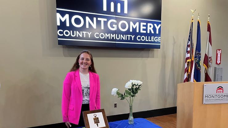 High school Dual Enrollment student and Phi Theta Kappa (PTK) Beta Tau Lambda chapter President Georgia Horosky has been named to the All-Pennsylvania Academic Team. Photos by Diane VanDyke